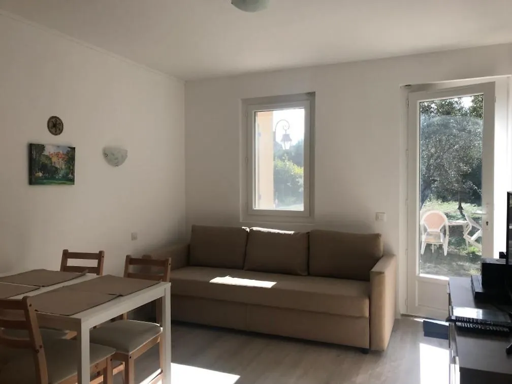Apartment La Saluade, Pour Curistes Ou Vacanciers Greoux-les-Bains France